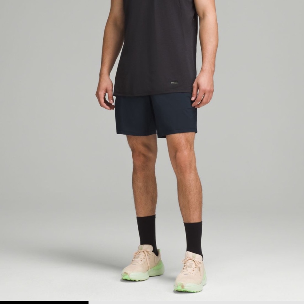 Lululemon Athletica Pacebreaker Lined 7’ Blue Athletic Shorts